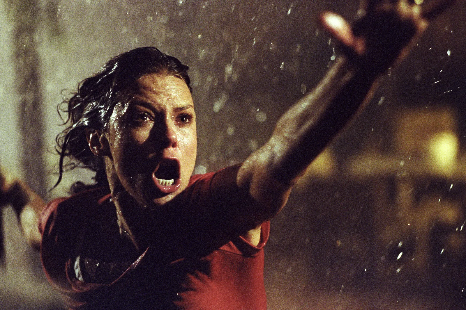 the 1982 movie poltergeist used real skeletons as - tymoff