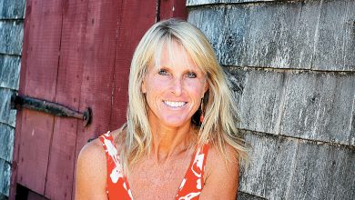 Photo of Elin Hilderbrand Net Worth: Inside the Fortune of the Queen of Summer Reads